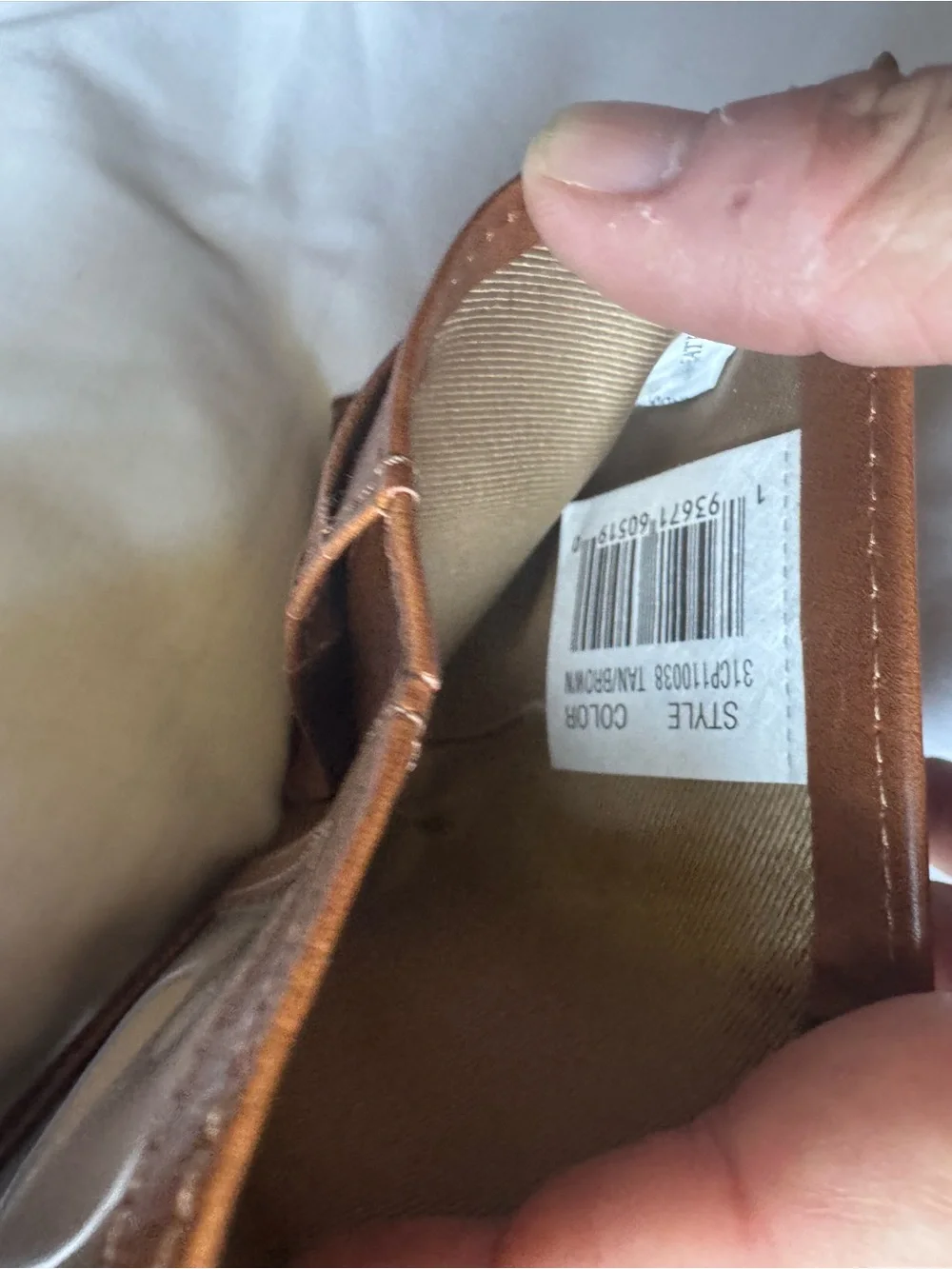 Columbia Tan and Dark Brown Leather Card Holder